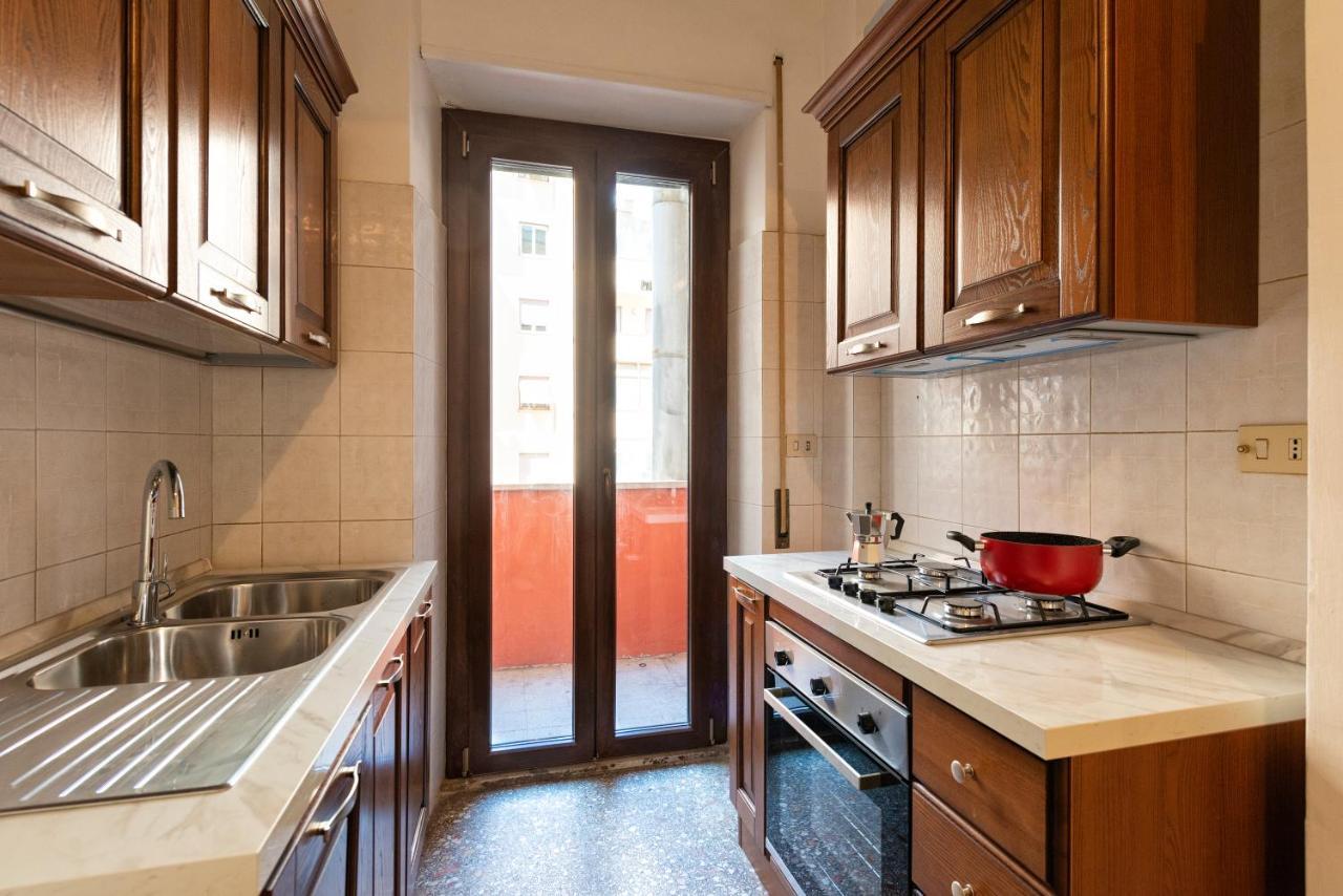 Ferienwohnung Di Fronte Alla Basilica Di San Paolo Rom Exterior foto